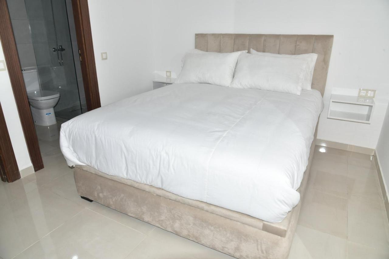 Lovely Apartment With Pool & Gym Kenitra Kültér fotó
